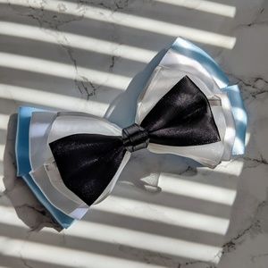 ExtraSweetBowtique Alice in Wonderland Hair Bow